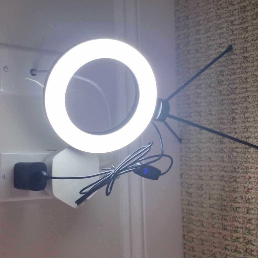 Ring Light - Picture 16 of 16